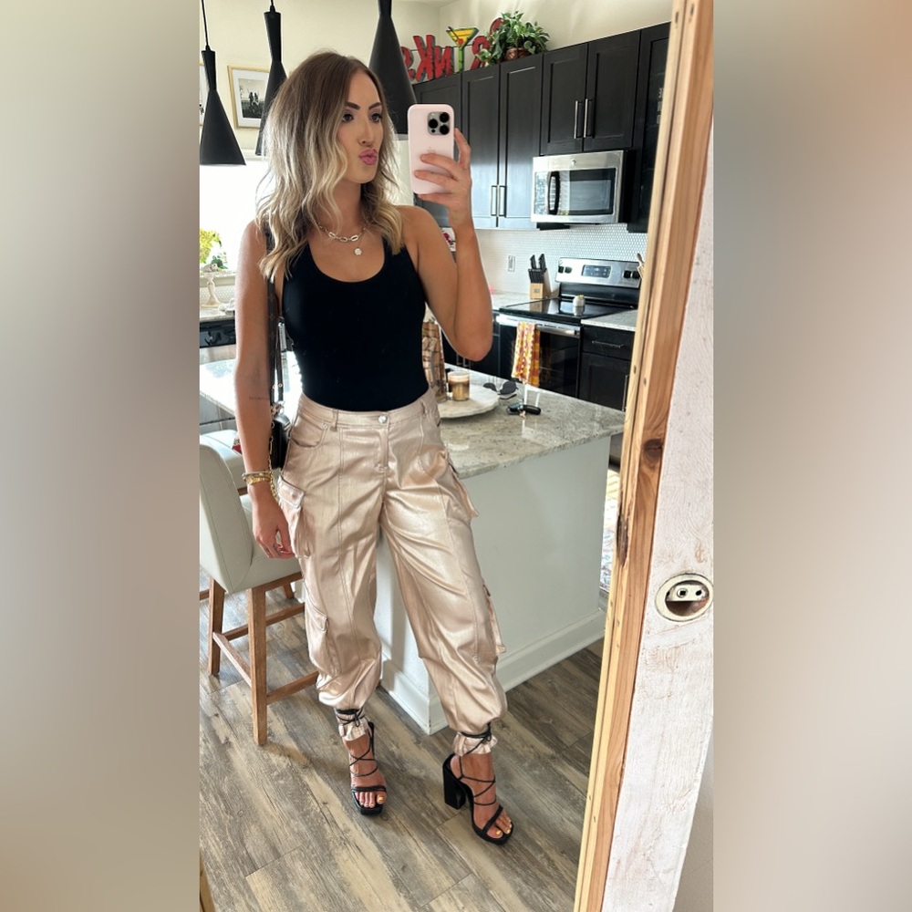 NWOT OH POLLY CHAMPAGNE TROUSERS